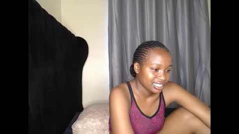 Snapshot of tasha_kimmy chatting on 09-26-25, 03:10 Ireen online show from 09-26-25, 03:10