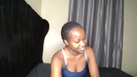 Snapshot of tasha_kimmy chatting on 10-10-25, 05:56 Ireen online show from 10-10-25, 05:56