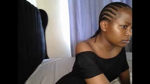 Snapshot of tasha_kimmy chatting on 10-15-25, 04:34 Ireen online show from 10-15-25, 04:34