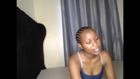 Snapshot of tasha_kimmy chatting on 10-17-25, 02:52 Ireen online show from 10-17-25, 02:52