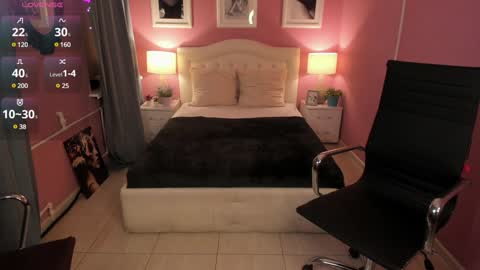 Snapshot of tashahoney chatting on 02-01-25, 10:13 Tasha online show from 02-01-25, 10:13