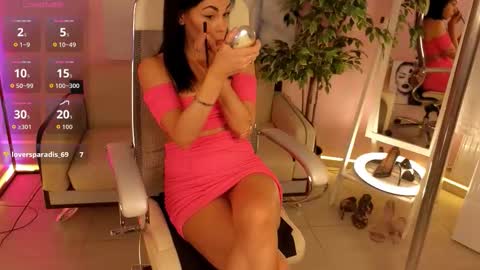 Snapshot of tashahoney chatting on 10-16-25, 09:16 Tasha online show from 10-16-25, 09:16