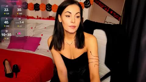 Snapshot of tashahoney chatting on 10-30-25, 09:15 Tasha online show from 10-30-25, 09:15