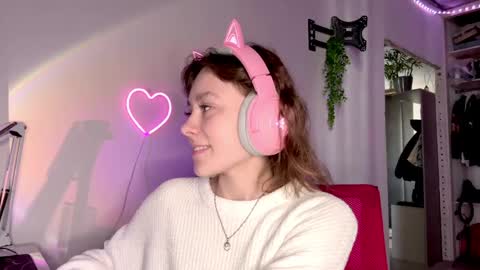 Darlin online show from 05-12-26, 10:07
