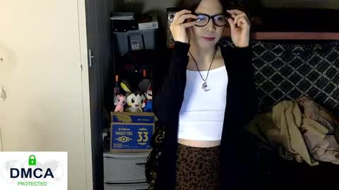 Snapshot of tashakai chatting on 01-07-25, 05:31 TashaKai online show from 01-07-25, 05:31