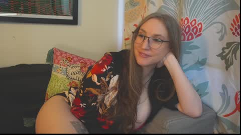 Vivian  Clark online show from 10-10-25, 01:43