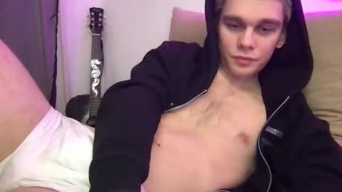 tasteithorny online show from 02-15-25, 07:50