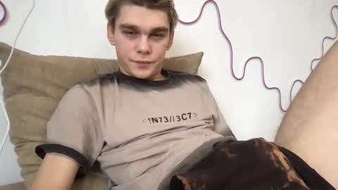 tasteithorny online show from 03-11-25, 09:56