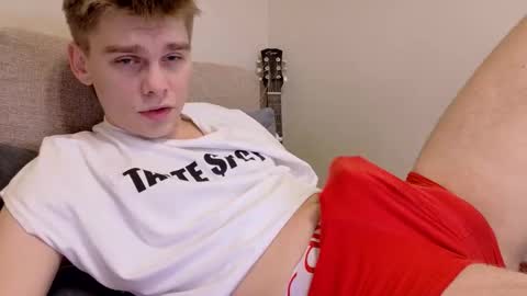 tasteithorny online show from 04-24-26, 02:03