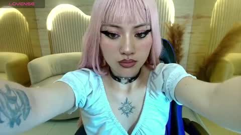 tasty_morita_r online show from 09-30-25, 02:11