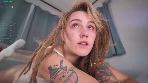 Snapshot of tasty_tomato chatting on 10-22-25, 11:43 RHEA pronanciation like Reya online show from 10-22-25, 11:43