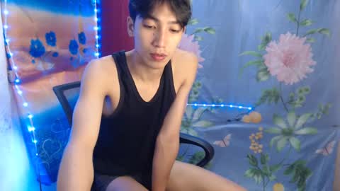 Snapshot of tastylicious_kim chatting on 01-31-25, 08:54 Ask me online show from 01-31-25, 08:54
