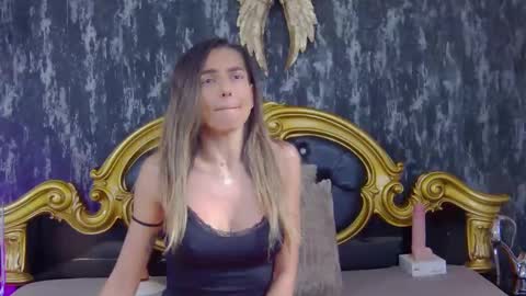 Snapshot of tastypatricia chatting on 02-19-25, 08:44 TastyPatricia online show from 02-19-25, 08:44