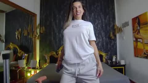 Snapshot of tastypatricia chatting on 03-12-25, 04:46 TastyPatricia online show from 03-12-25, 04:46