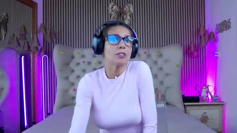 Snapshot of tastypatricia chatting on 09-29-25, 07:13 TastyPatricia online show from 09-29-25, 07:13