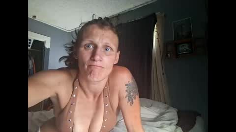 Snapshot of tastypeach6989 chatting on 06-10-26, 08:41 tastypeach6989 online show from 06-10-26, 08:41