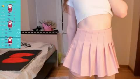 Snapshot of tate_west chatting on 12-22-24, 01:11 Lizzy online show from 12-22-24, 01:11