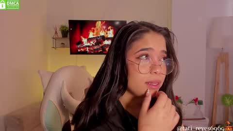 Tatiana --- Schedule Monday to Sundays 800  to 200  UTC-5 online show from 11-01-25, 11:45