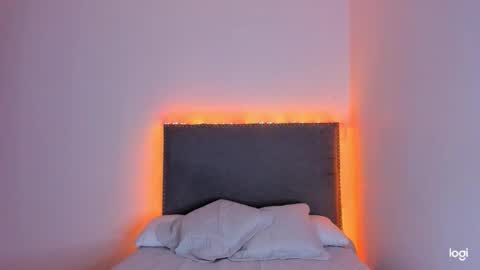 Snapshot of tatiana_2000 chatting on 03-04-26, 11:55 Tatiana online show from 03-04-26, 11:55