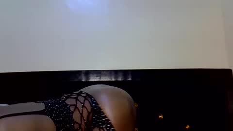 Snapshot of tatiana_melody chatting on 12-18-25, 10:05 tatiana_melody online show from 12-18-25, 10:05