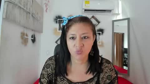 Snapshot of tatiana_sofiaa chatting on 10-04-25, 02:37 tatiana_sofiaa online show from 10-04-25, 02:37
