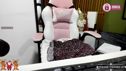 Snapshot of tatiana_vegha chatting on 12-15-24, 12:28 i am tatiana online show from 12-15-24, 12:28