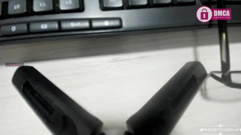 Snapshot of tatiana_vegha chatting on 01-08-25, 12:26 i am tatiana online show from 01-08-25, 12:26
