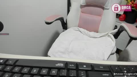 Snapshot of tatiana_vegha chatting on 02-07-25, 12:17 i am tatiana online show from 02-07-25, 12:17