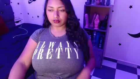 Snapshot of tatiana_wd chatting on 03-11-25, 02:10 tatiana online show from 03-11-25, 02:10