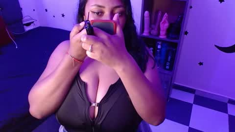 Snapshot of tatiana_wd chatting on 03-12-25, 01:25 tatiana online show from 03-12-25, 01:25