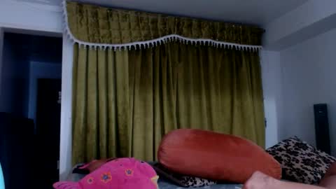 tatiana giraldo online show from 09-11-25, 11:27