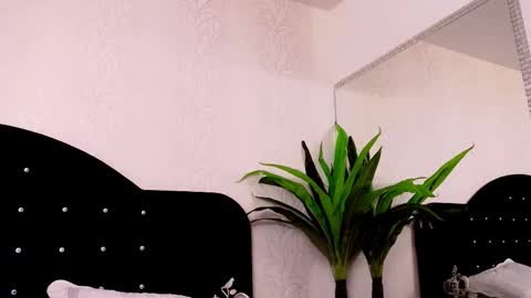 Tatiana Nova online show from 02-21-26, 05:41