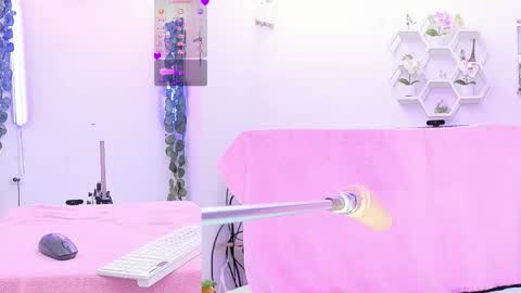 Snapshot of tatianasex_79 chatting on 10-31-25, 01:23 tatianasex online show from 10-31-25, 01:23