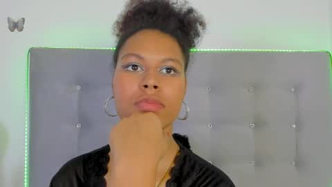 Snapshot of tatianasquirthot chatting on 05-19-26, 01:56 tatianasquirthot online show from 05-19-26, 01:56