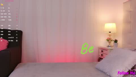 Snapshot of tatikiss_ chatting on 12-17-24, 04:00 Tatiana independent girl online show from 12-17-24, 04:00