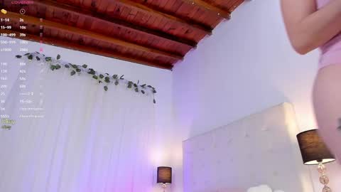 Snapshot of tatikiss_ chatting on 09-10-25, 11:21 Tatiana independent girl online show from 09-10-25, 11:21