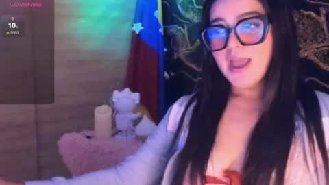 Snapshot of tatissdeliciuss chatting on 07-06-26, 02:52 Tatiss online show from 07-06-26, 02:52