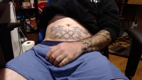 Snapshot of tatted_adam chatting on 10-29-25, 05:04 Tatted Adam online show from 10-29-25, 05:04