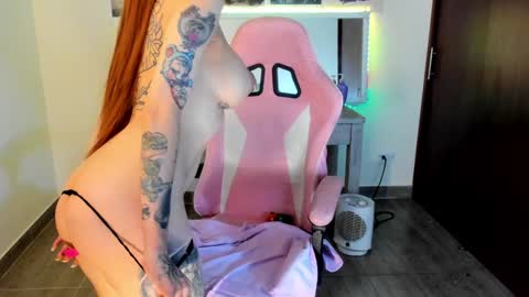 Snapshot of tattoed_bunny9 chatting on 12-09-24, 05:29 Rose Marie online show from 12-09-24, 05:29