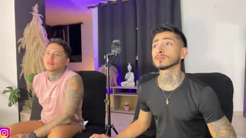 Snapshot of tattoguys_cums chatting on 10-27-25, 02:26 Jonathan Juan online show from 10-27-25, 02:26