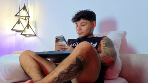 Snapshot of tattokoi chatting on 05-02-26, 01:43 tattokoi online show from 05-02-26, 01:43