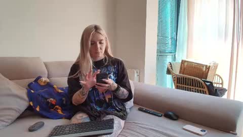 tattoobbgirl online show from 04-22-26, 02:18