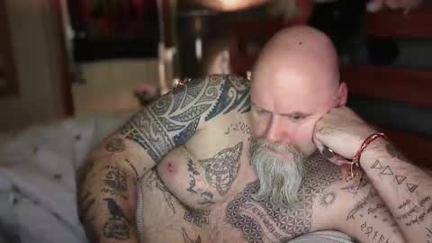 Tattooeddilf 01 online show from 12-16-25, 12:48