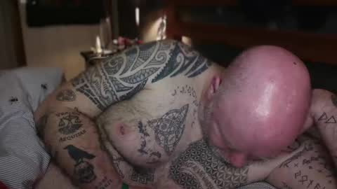 Tattooeddilf 01 online show from 04-21-26, 02:51