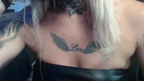 tatuada_safada online show from 06-12-26, 07:29