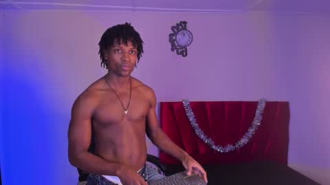 Snapshot of tau_montes chatting on 11-21-25, 11:36 tau_montes online show from 11-21-25, 11:36