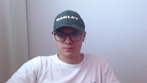 Snapshot of taurus4k chatting on 03-05-25, 03:29 taurus4k online show from 03-05-25, 03:29