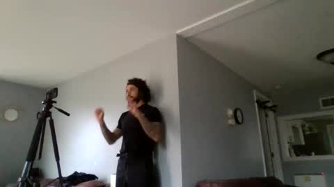 Snapshot of taurusbaeforever chatting on 11-25-25, 07:47 taurusbaeforever online show from 11-25-25, 07:47