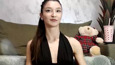 Snapshot of tayakayan chatting on 11-19-25, 12:27 TayaKayan online show from 11-19-25, 12:27