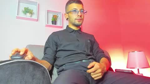 tayer_bennet online show from 09-20-25, 03:40